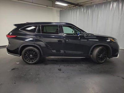 2023 Toyota Highlander XSE