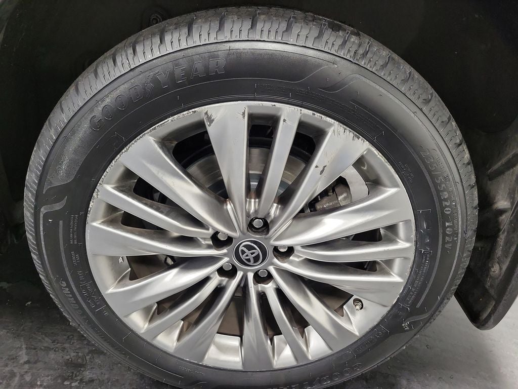 2023 Toyota Highlander Platinum