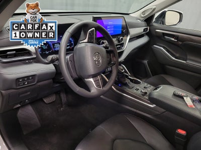 2026 Toyota Highlander Platinum