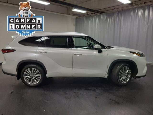 2026 Toyota Highlander Platinum