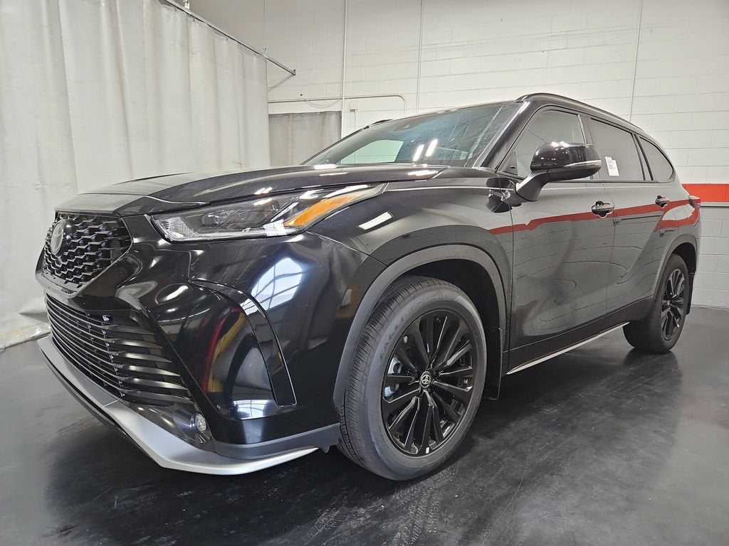 2026 Toyota Highlander XSE