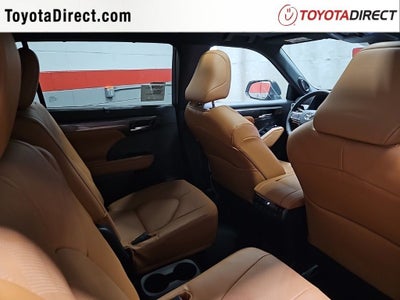 2026 Toyota Highlander Platinum