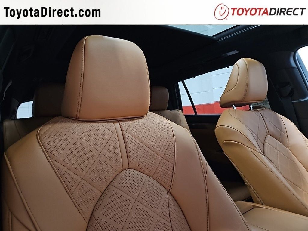2026 Toyota Highlander Platinum