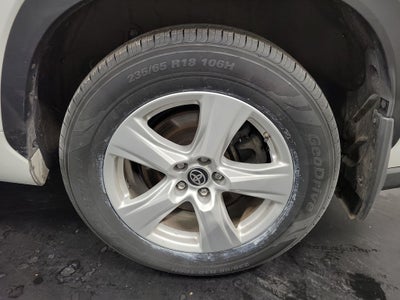 2023 Toyota Highlander LE