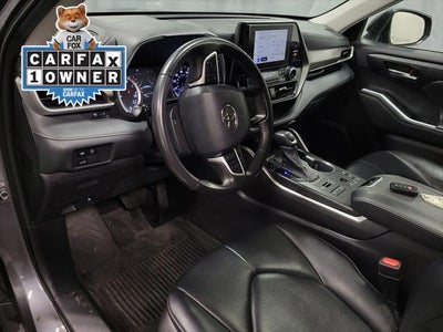2023 Toyota Highlander XLE