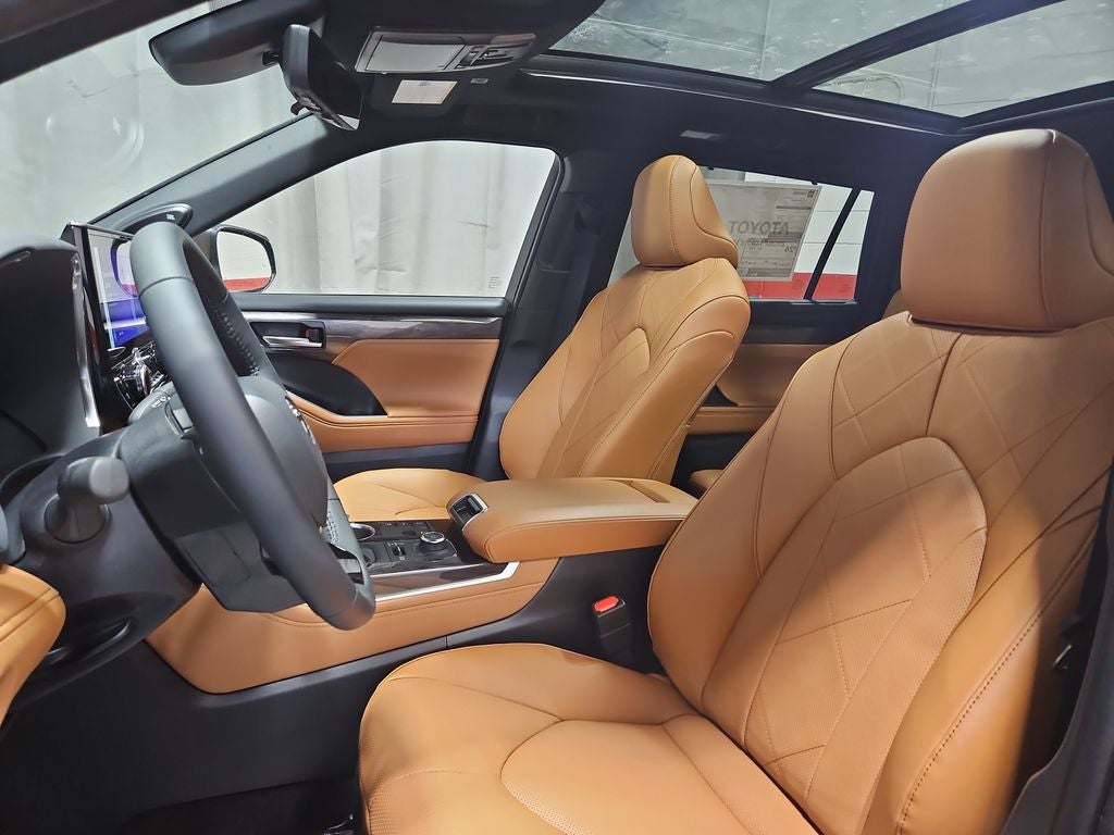 2026 Toyota Highlander Platinum