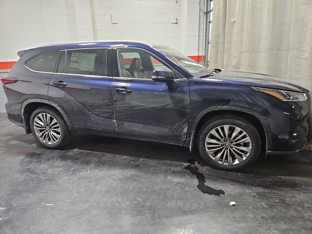 2026 Toyota Highlander Platinum