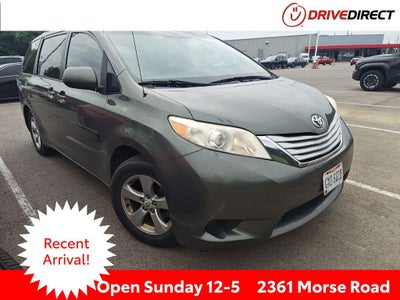 2012 Toyota Sienna LE 8 Passenger