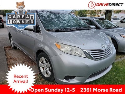 2015 Toyota Sienna LE 8 Passenger