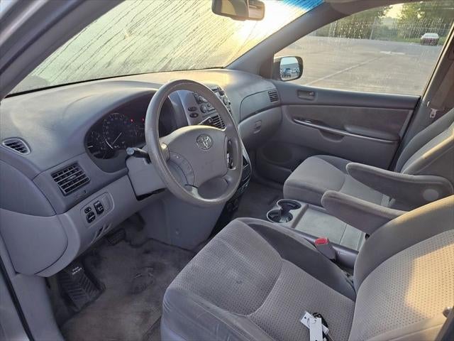 2010 Toyota Sienna LE