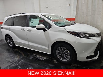 2026 Toyota Sienna LE 8 Passenger