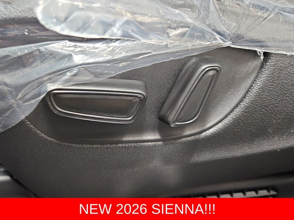 2026 Toyota Sienna LE 8 Passenger