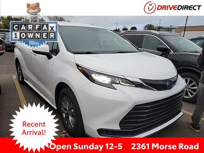 2025 Toyota Sienna LE 8 Passenger