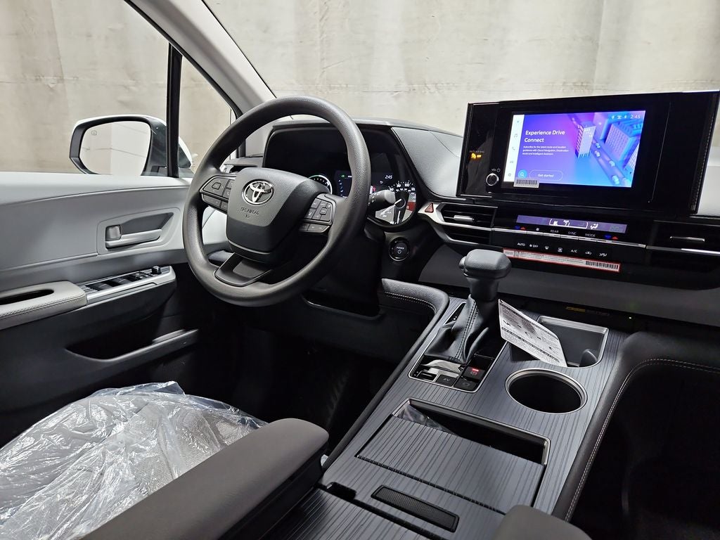 2026 Toyota Sienna LE 8 Passenger