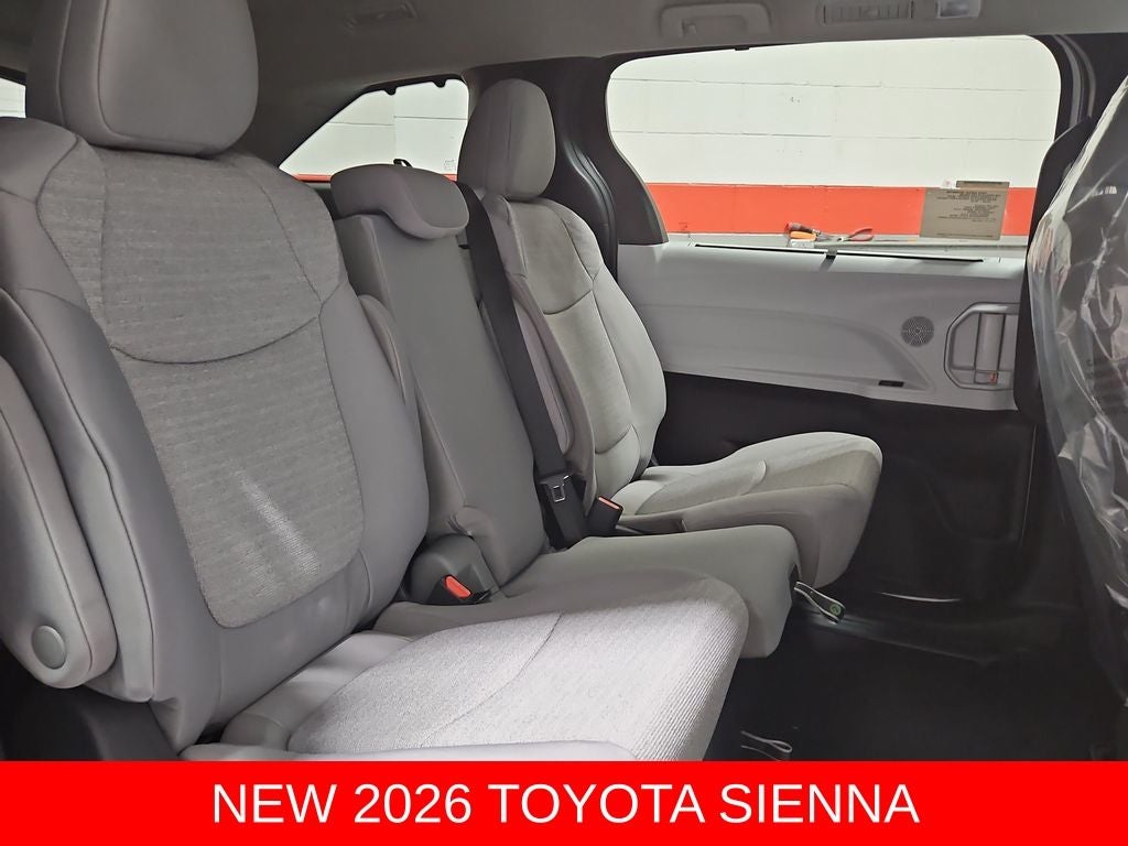 2026 Toyota Sienna LE 8 Passenger