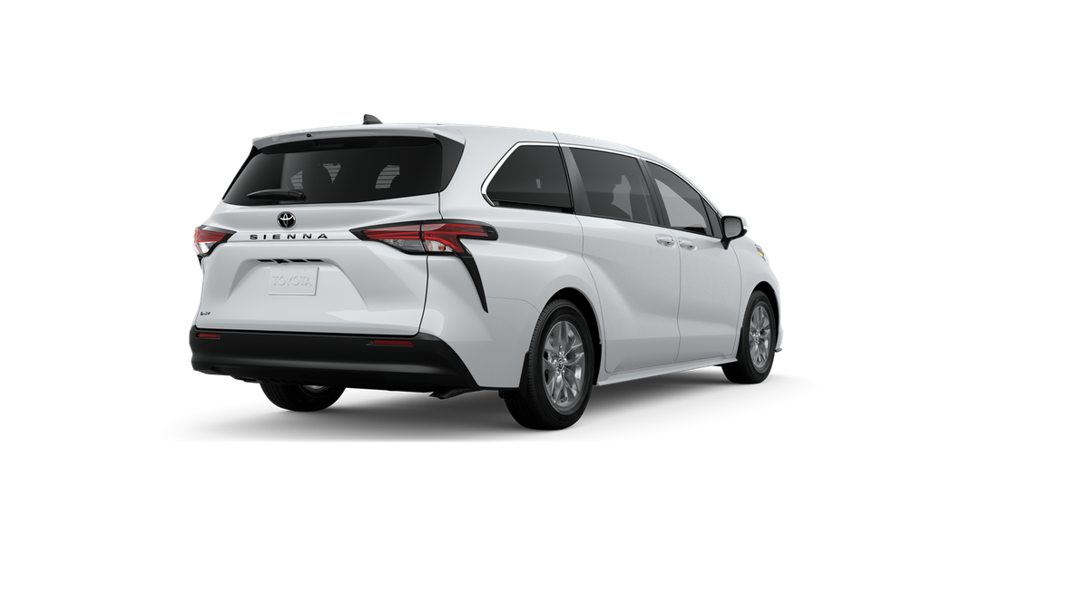2026 Toyota Sienna LE 8 Passenger