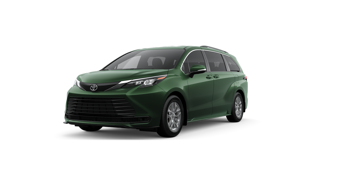 2026 Toyota Sienna LE 8 Passenger