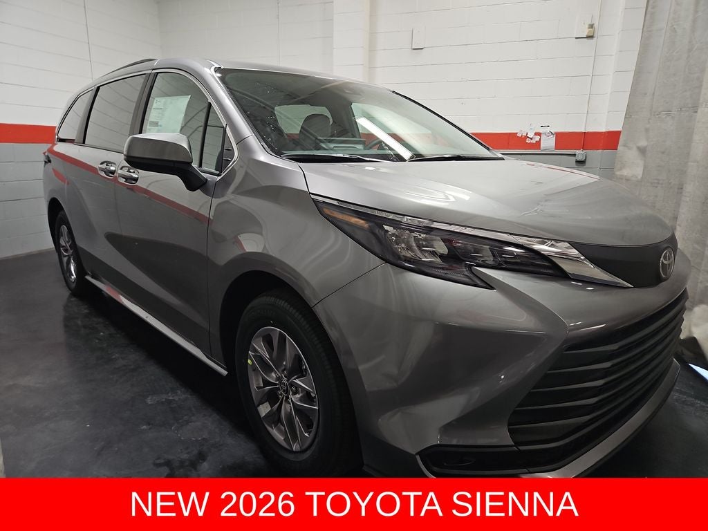 2026 Toyota Sienna LE 8 Passenger