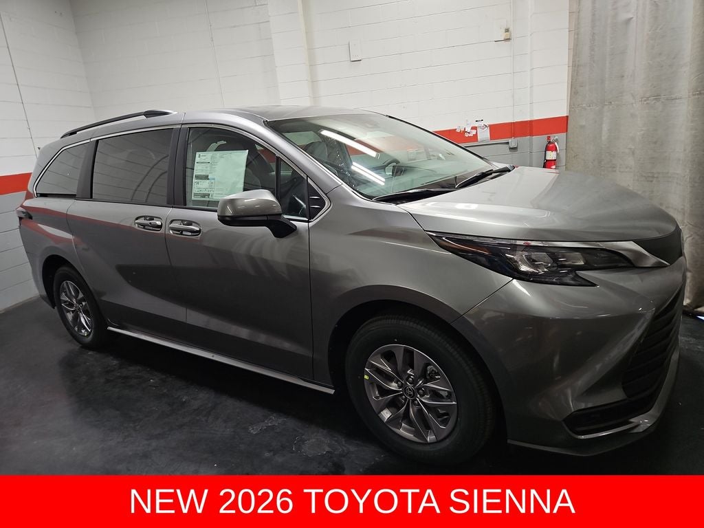 2026 Toyota Sienna LE 8 Passenger