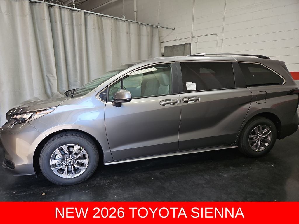 2026 Toyota Sienna LE 8 Passenger