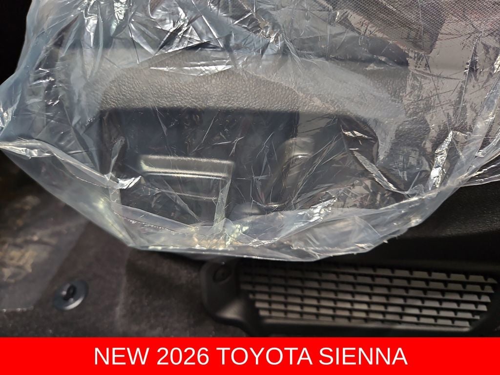 2026 Toyota Sienna LE 8 Passenger