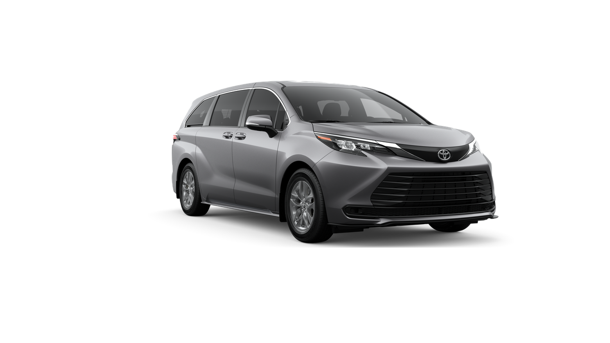 2026 Toyota Sienna LE 8 Passenger