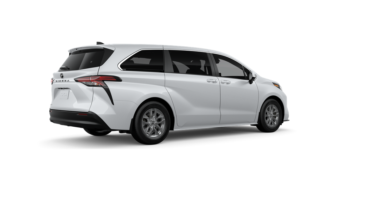 2026 Toyota Sienna LE 8 Passenger
