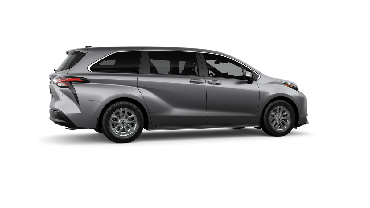 2026 Toyota Sienna LE 8 Passenger