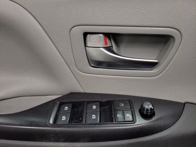 2019 Toyota Sienna LE 7 Passenger