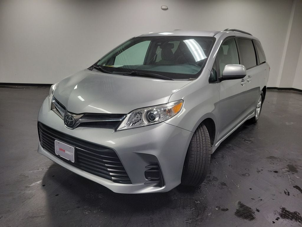 2019 Toyota Sienna LE 7 Passenger