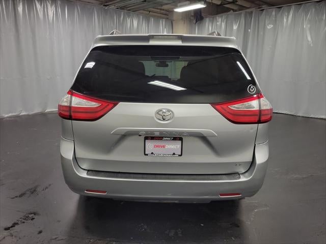 2019 Toyota Sienna LE 7 Passenger