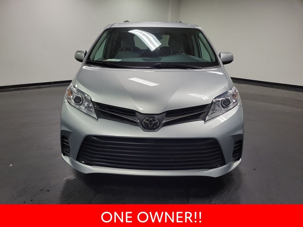 2020 Toyota Sienna LE 8 Passenger