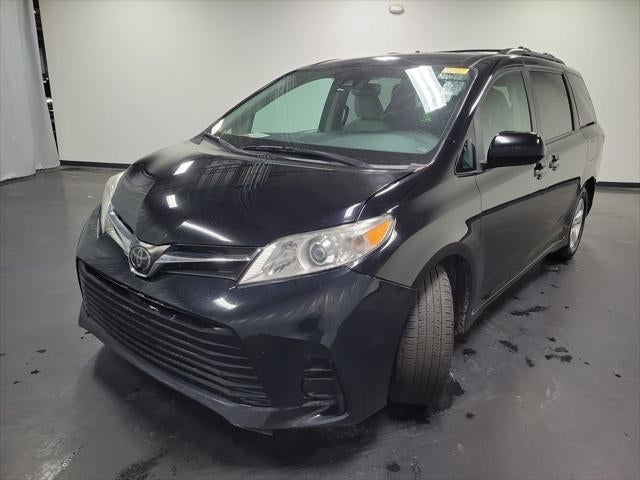 2020 Toyota Sienna LE 7 Passenger