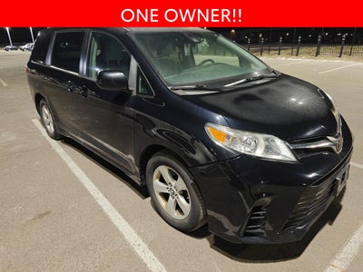 2019 Toyota Sienna LE 7 Passenger