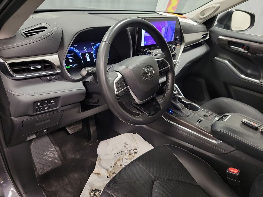 2023 Toyota Highlander Hybrid Limited
