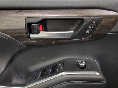 2023 Toyota Highlander Hybrid Limited