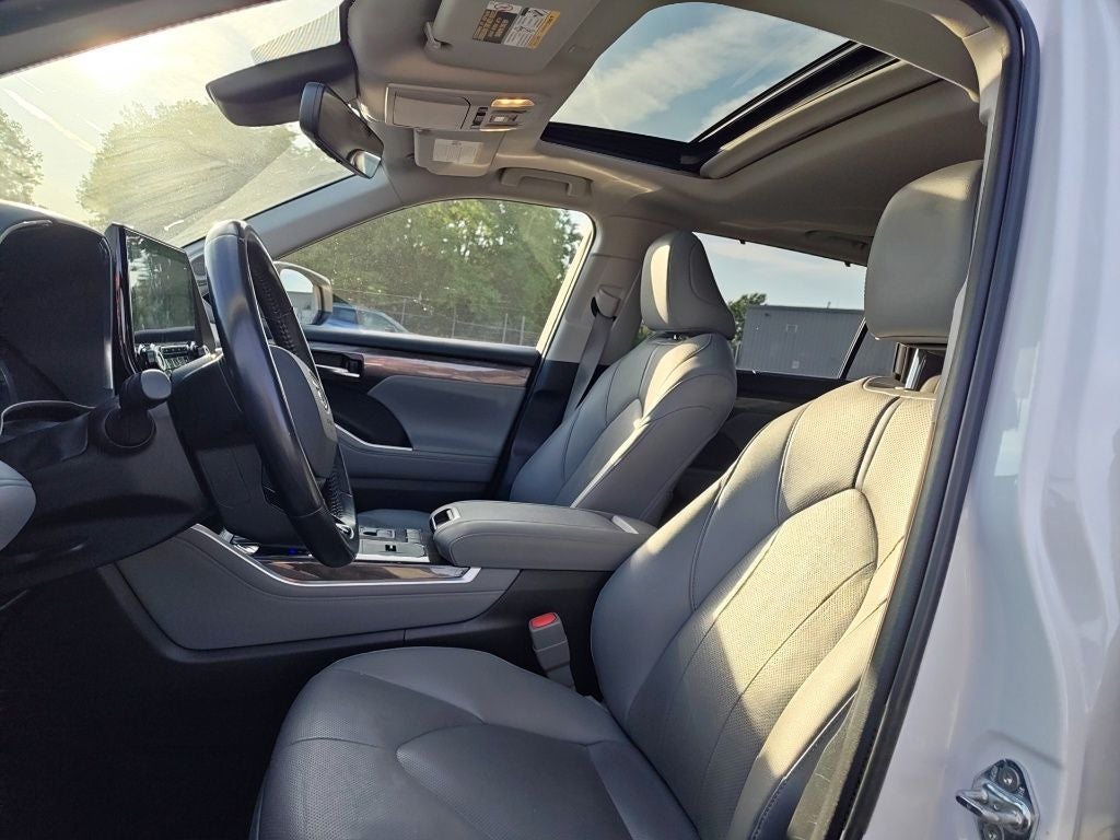 2021 Toyota Highlander Hybrid Limited