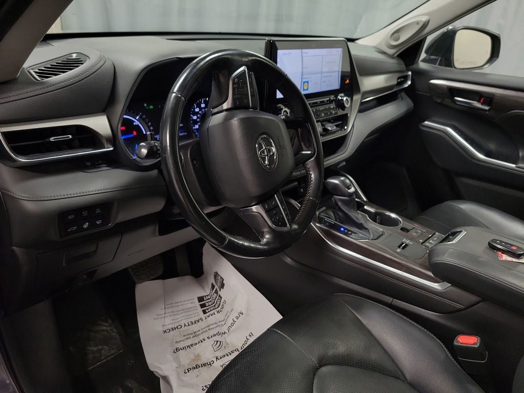 2021 Toyota Highlander Hybrid Limited
