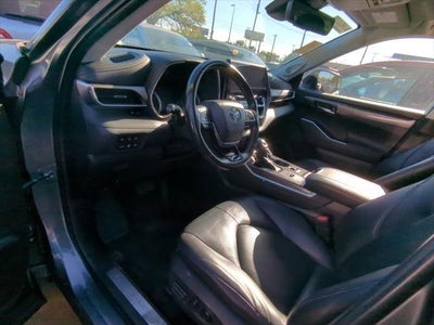 2021 Toyota Highlander Hybrid Limited