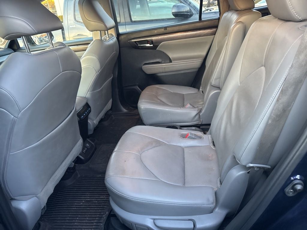 2022 Toyota Highlander Hybrid Limited