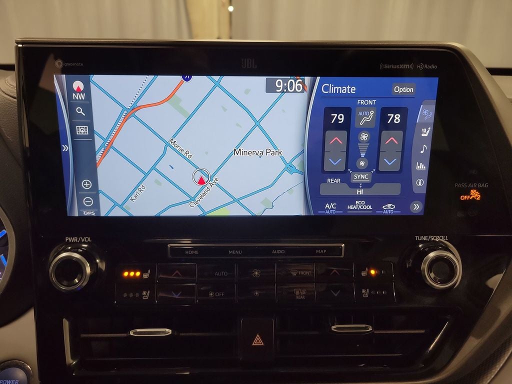 2022 Toyota Highlander Hybrid Limited