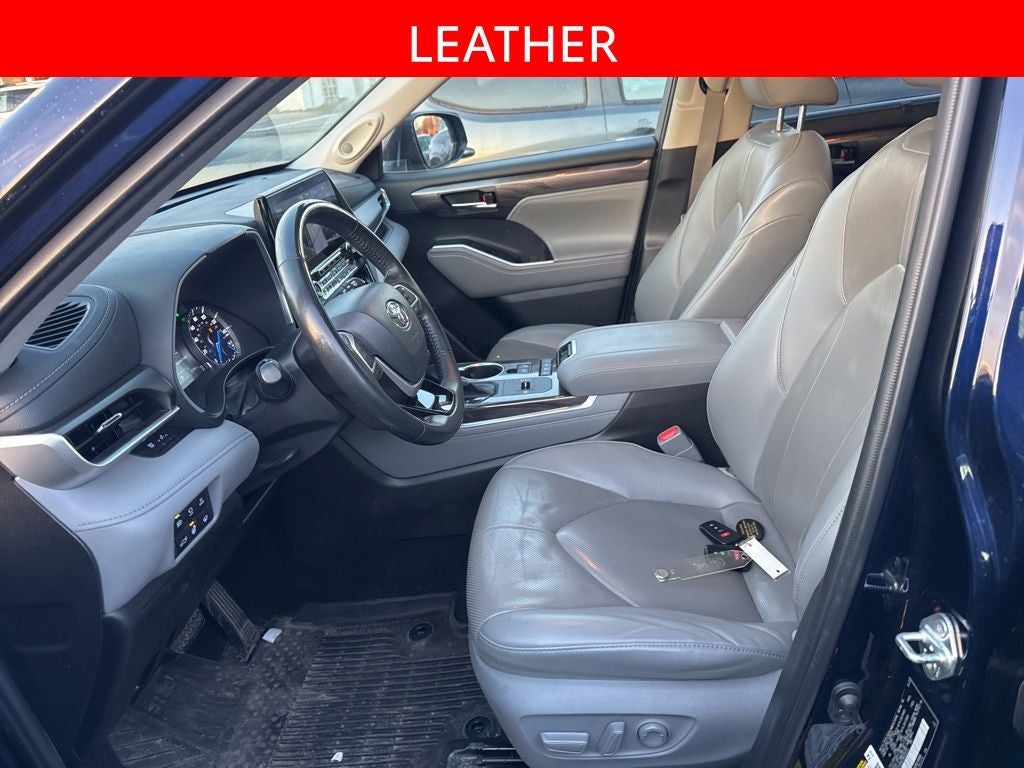 2022 Toyota Highlander Hybrid Limited