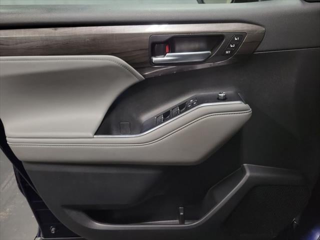 2022 Toyota Highlander Hybrid Limited