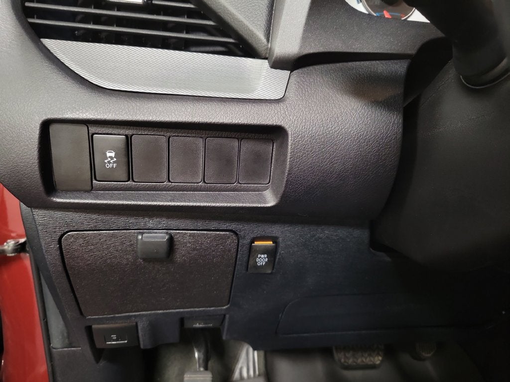 2015 Toyota Sienna SE 8 Passenger