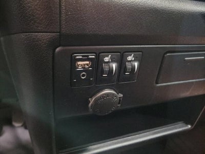 2015 Toyota Sienna SE 8 Passenger