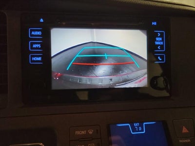 2015 Toyota Sienna SE 8 Passenger