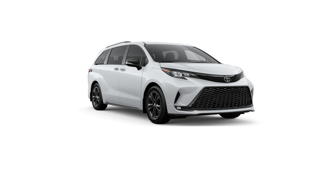 2026 Toyota Sienna XSE 7 Passenger