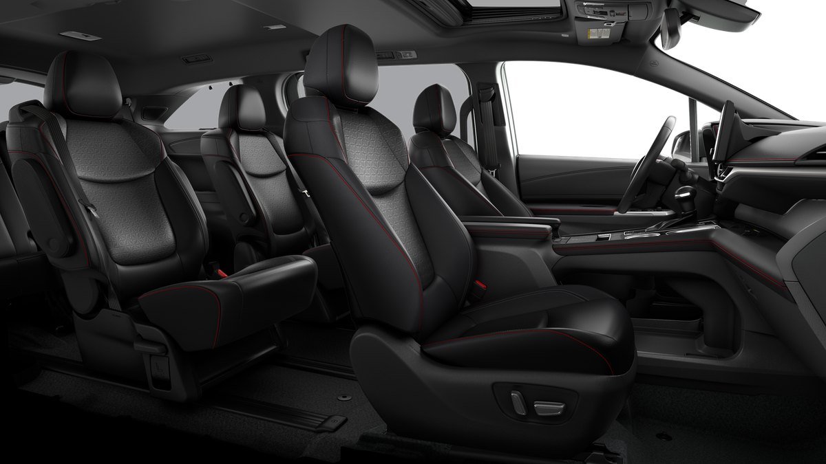 2026 Toyota Sienna XSE 7 Passenger