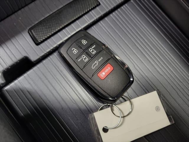 2024 Toyota Sienna XSE 7 Passenger