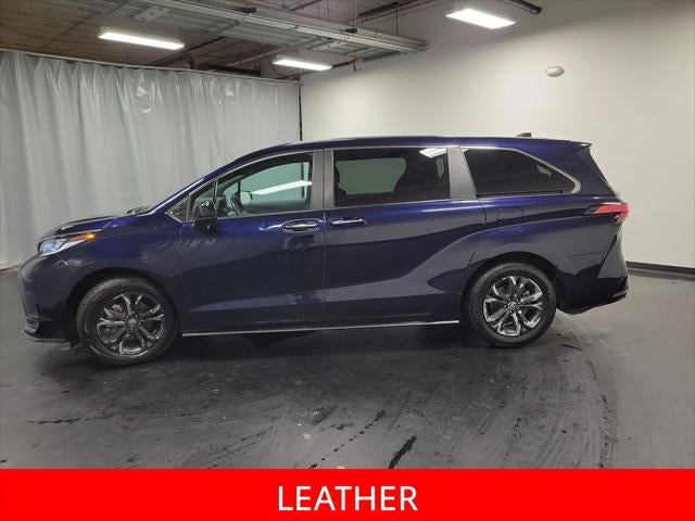 2024 Toyota Sienna XSE 7 Passenger